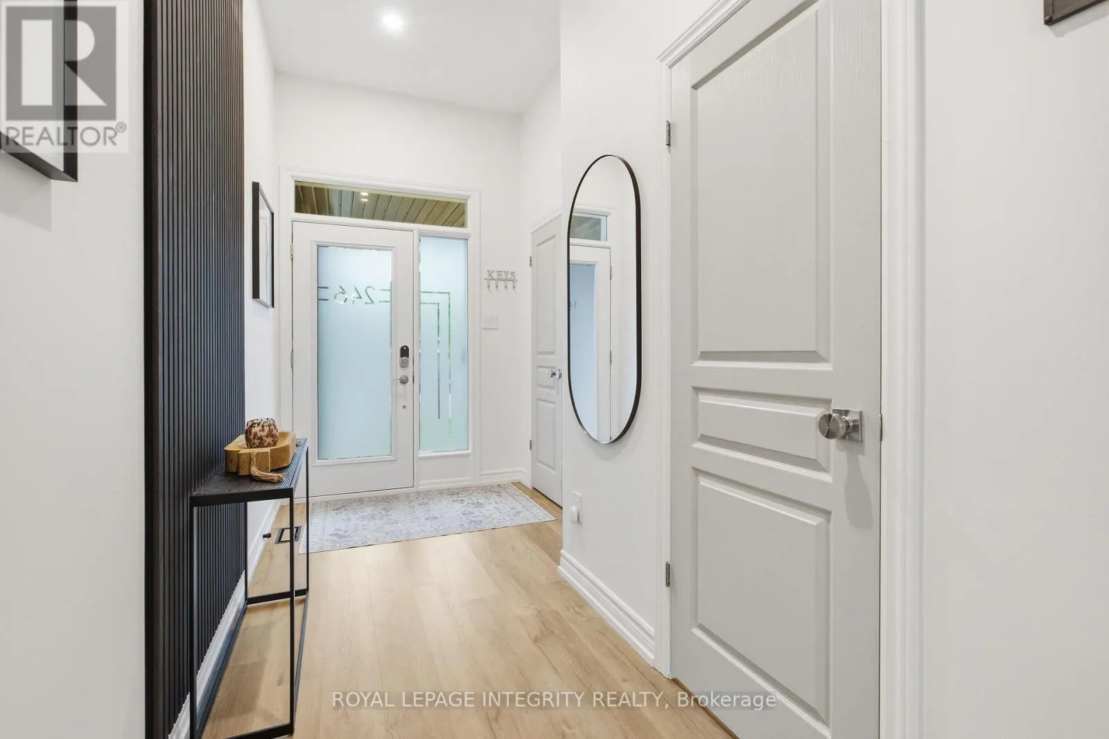 246 COOKS MILL CRESCENT