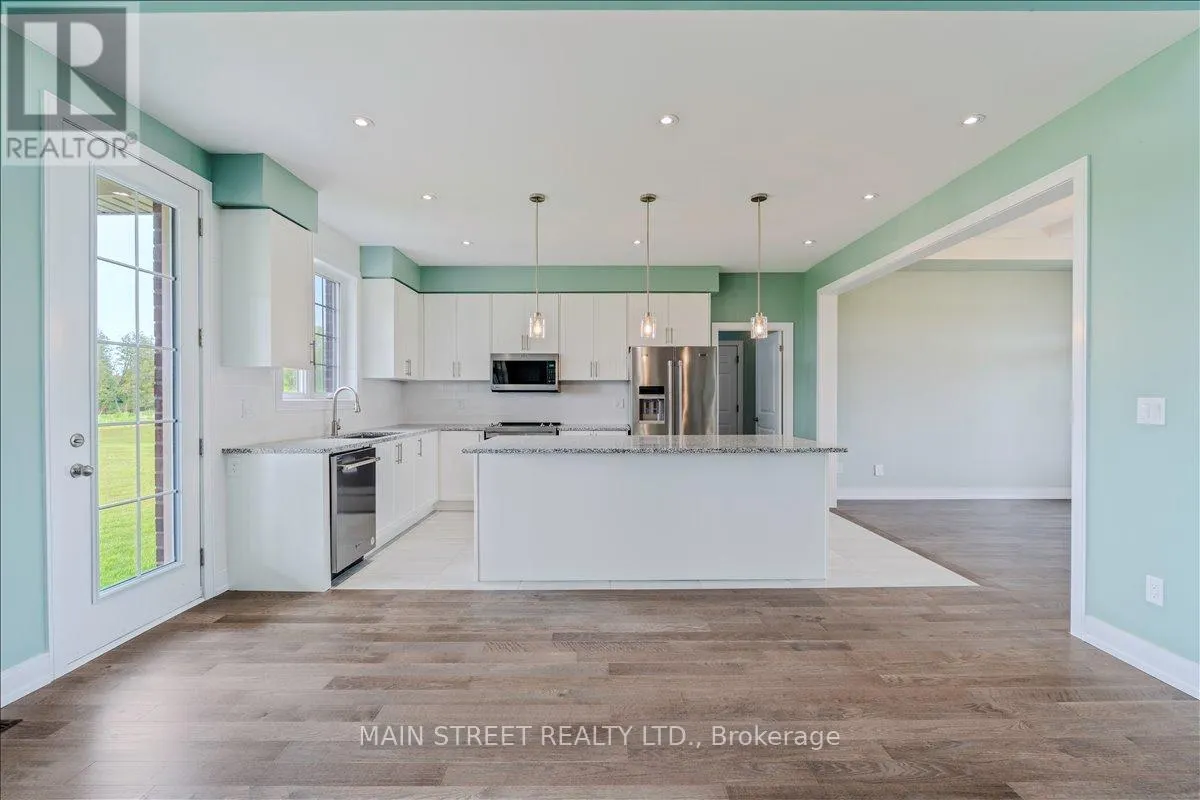2 BAY VISTA GATE