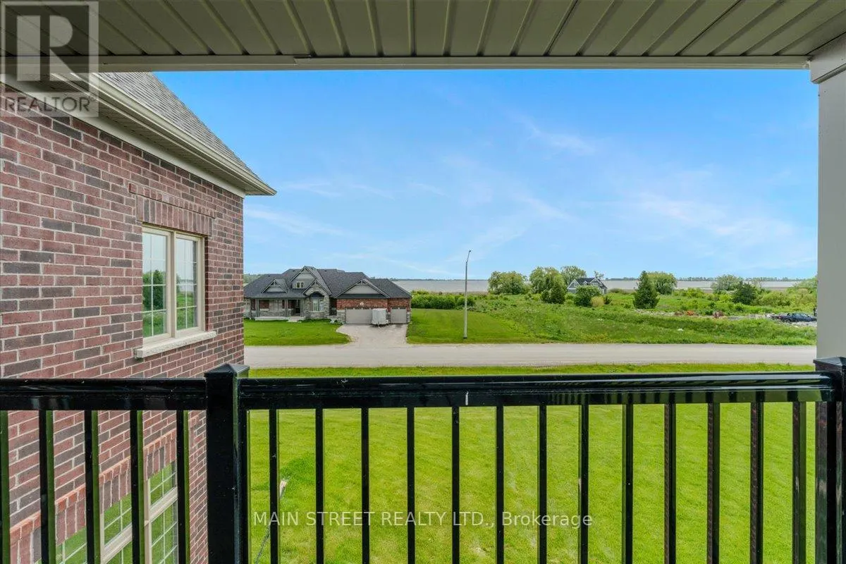 2 BAY VISTA GATE