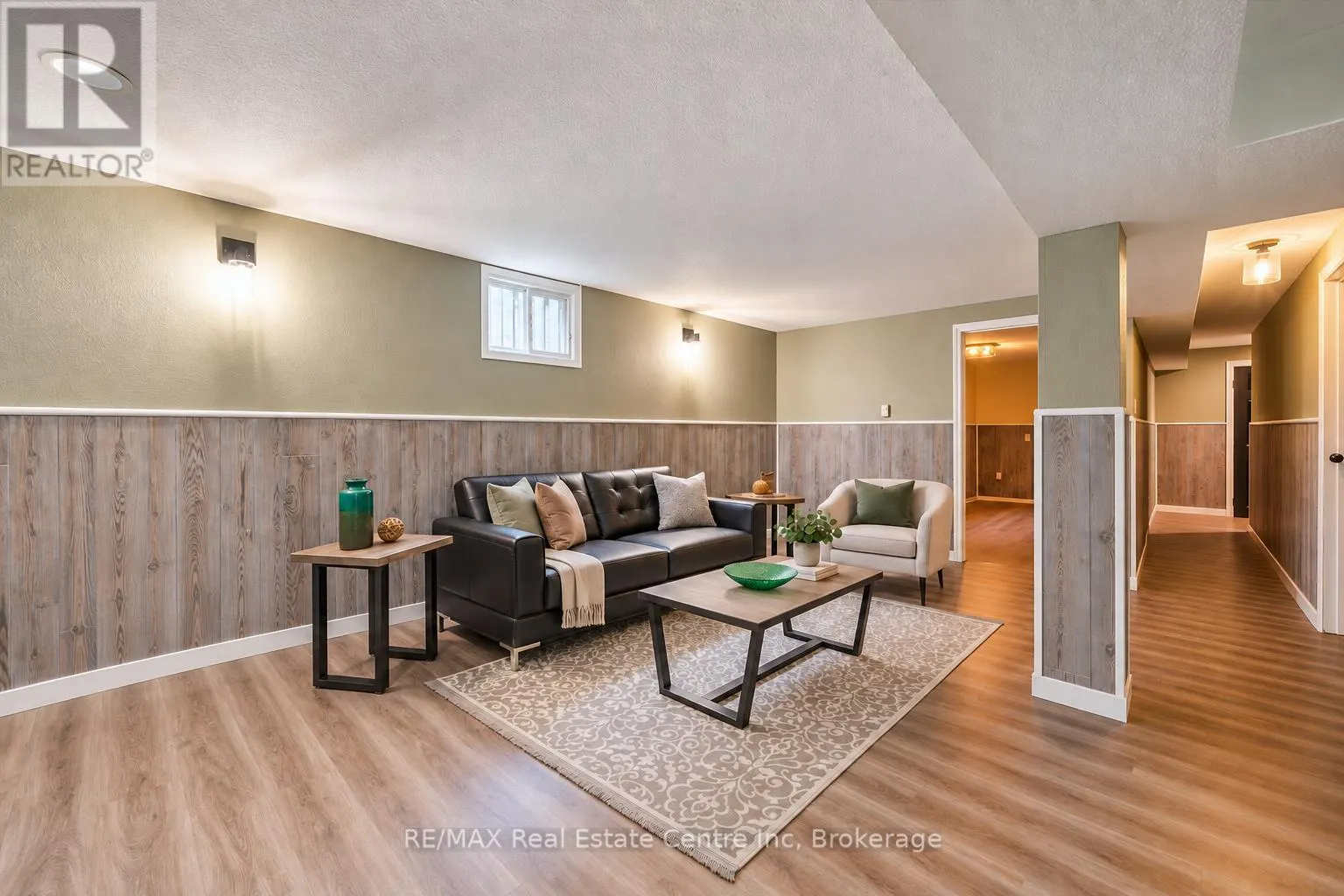 35 EASTVIEW ROAD