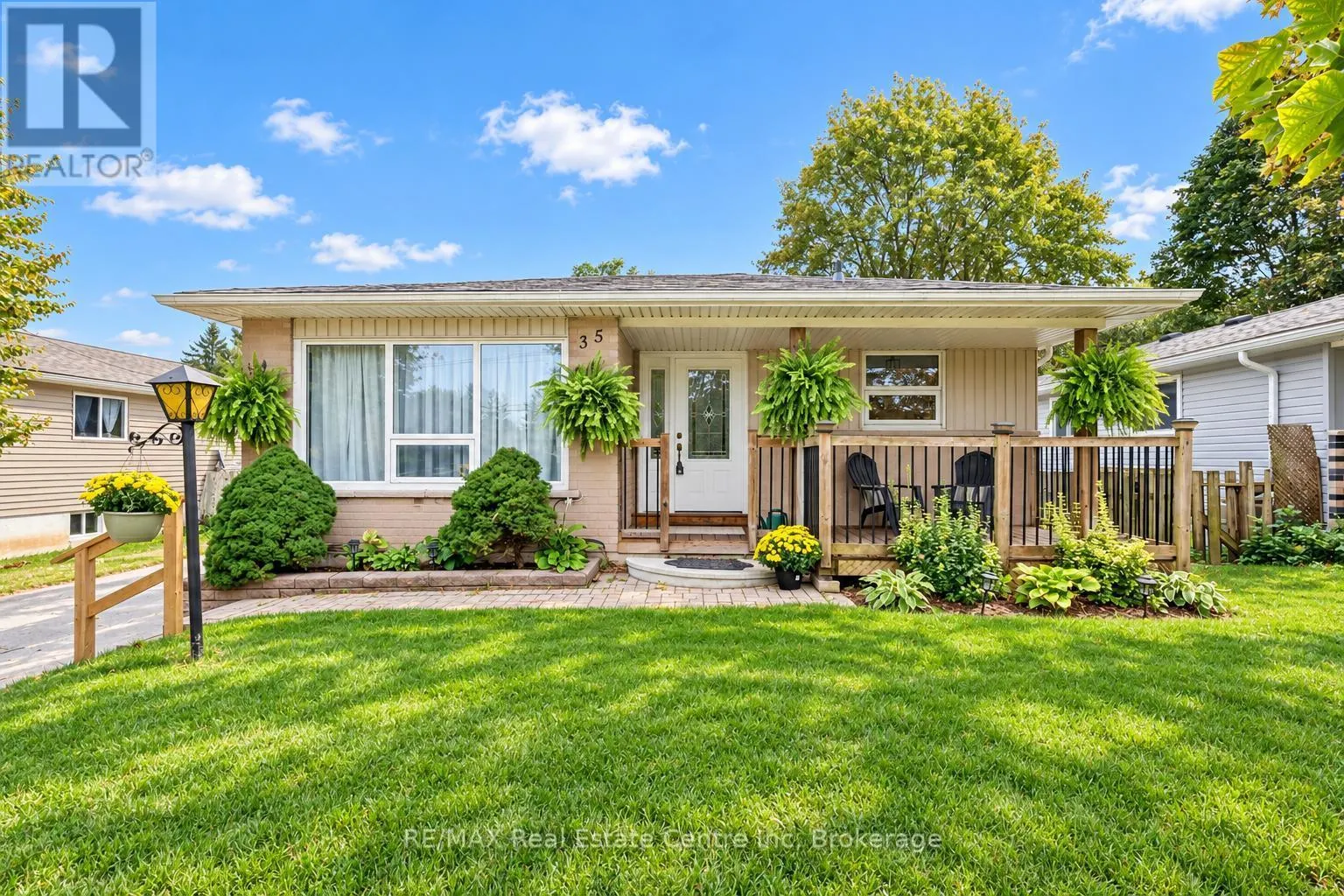 35 EASTVIEW ROAD