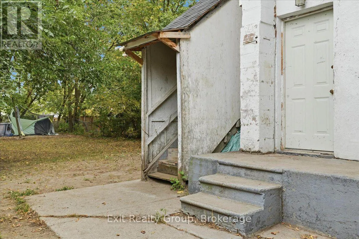 167 MARMORA STREET