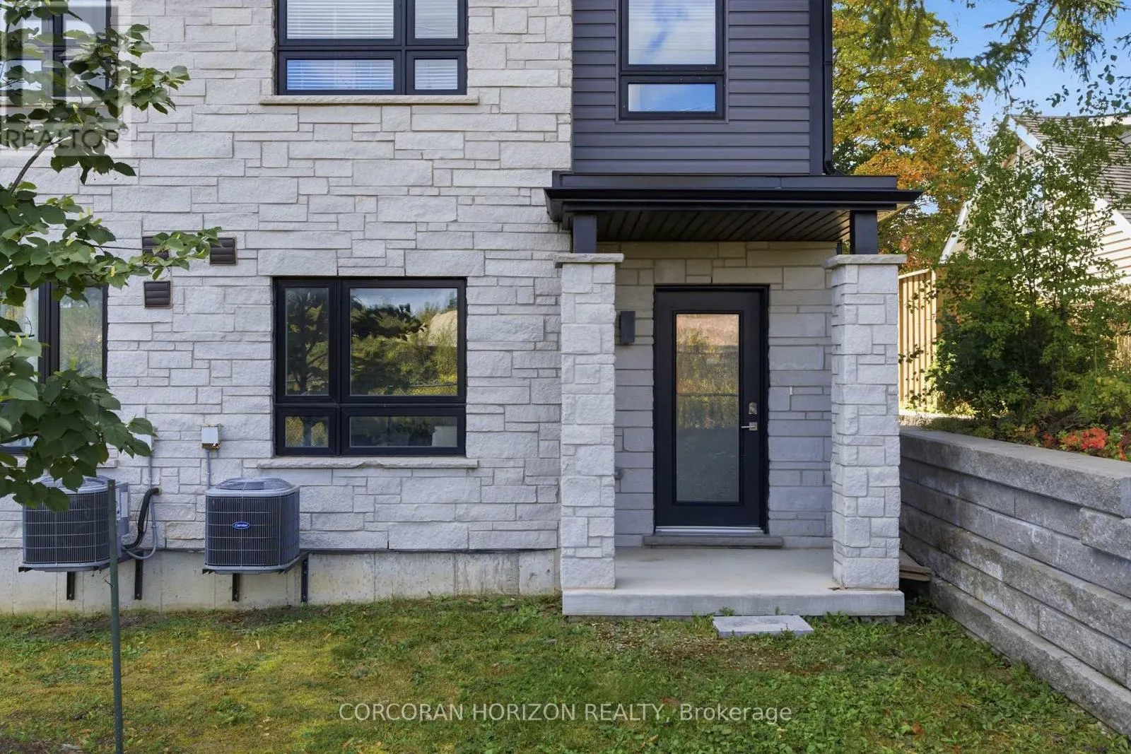 96 - 51 SPARROW AVENUE