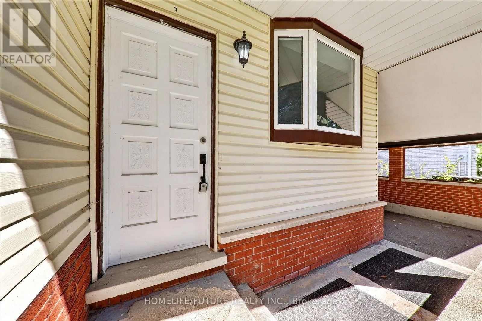 ROOM A - 7 CARDILL CRESCENT