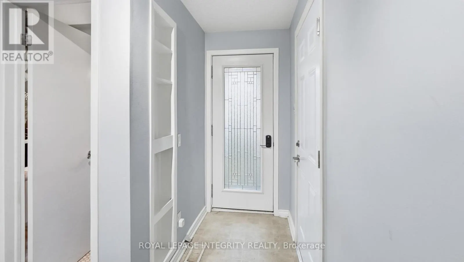 29 - 1080 ORMES PLACE