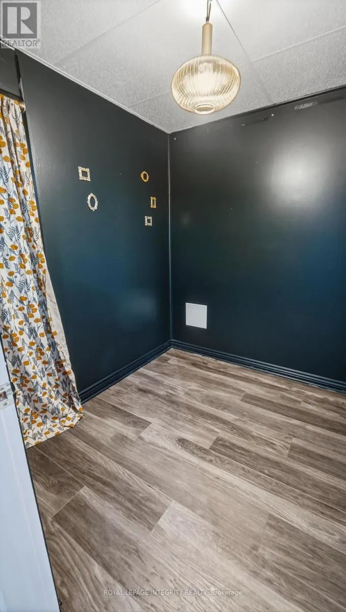 29 - 1080 ORMES PLACE