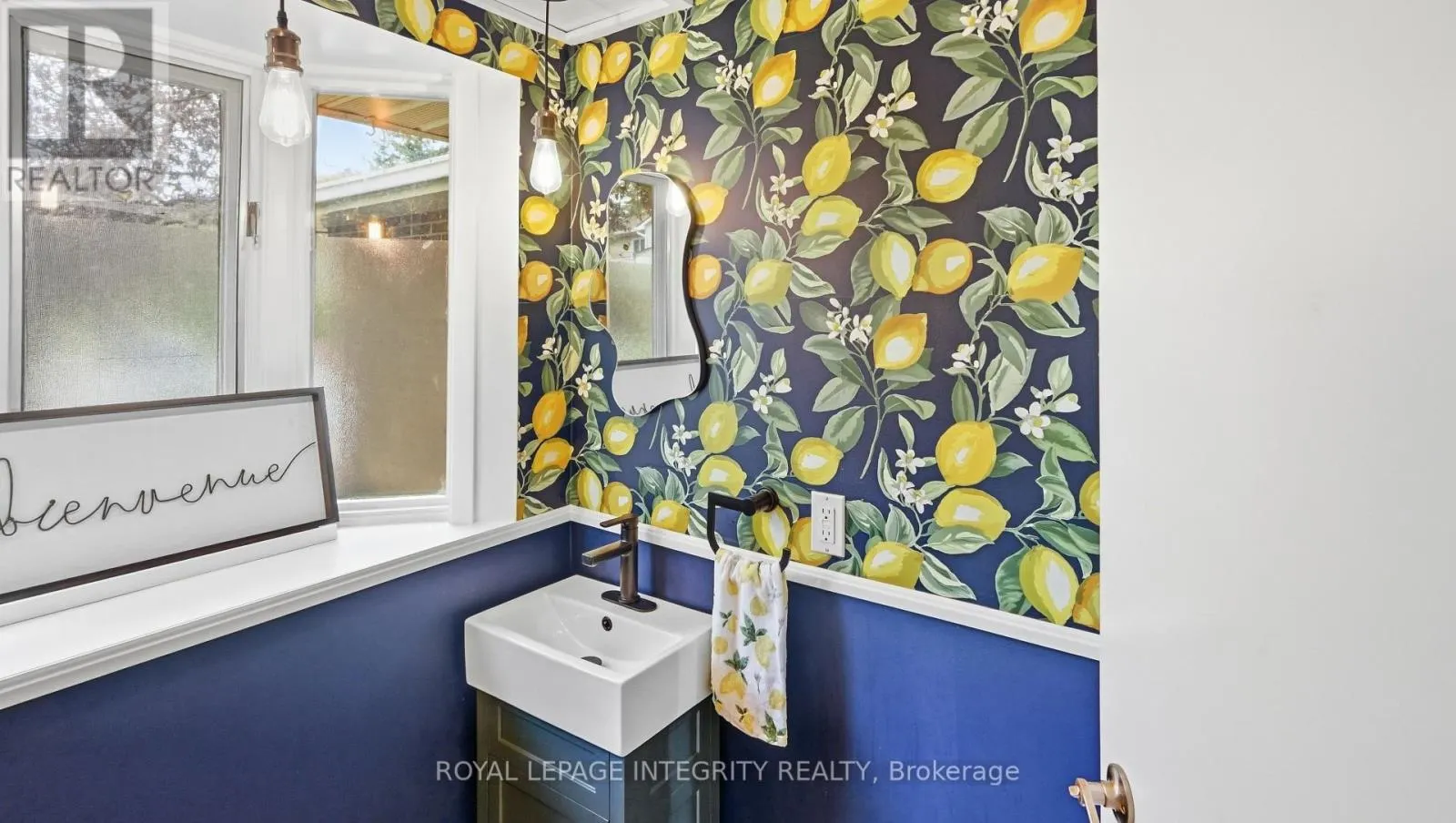 29 - 1080 ORMES PLACE