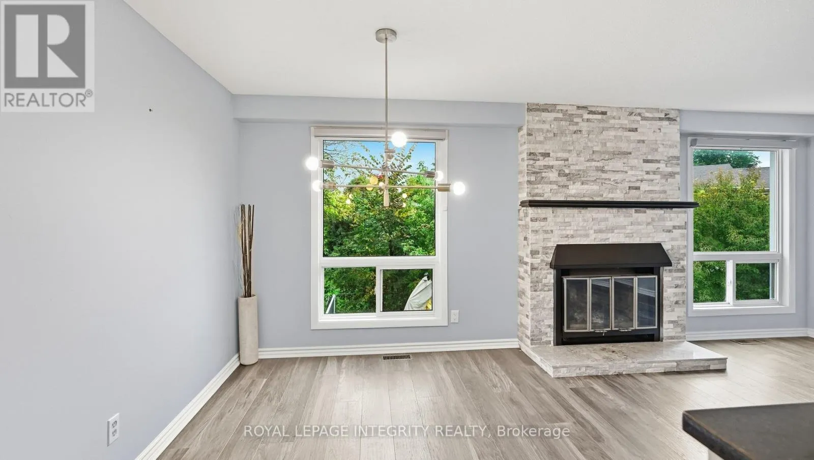 29 - 1080 ORMES PLACE