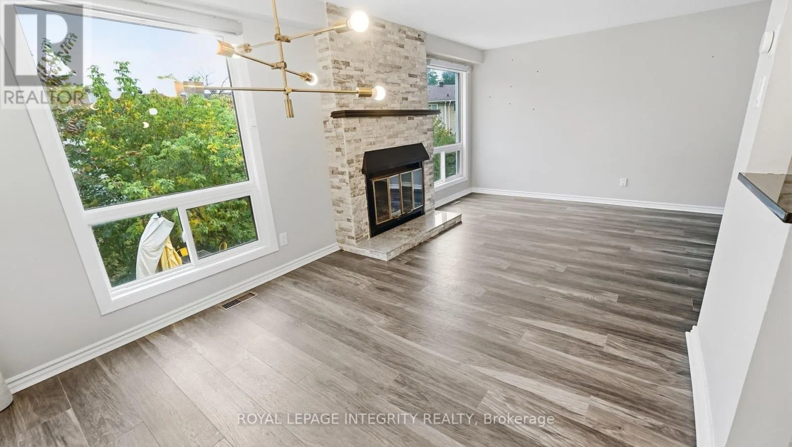 29 - 1080 ORMES PLACE