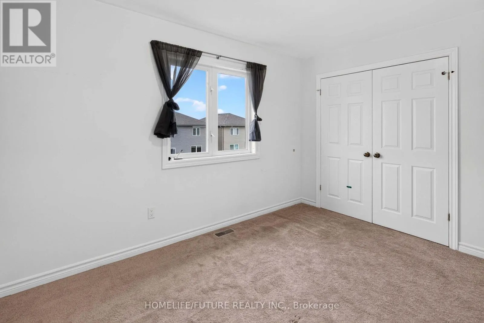 39 BRENNAN CRESCENT