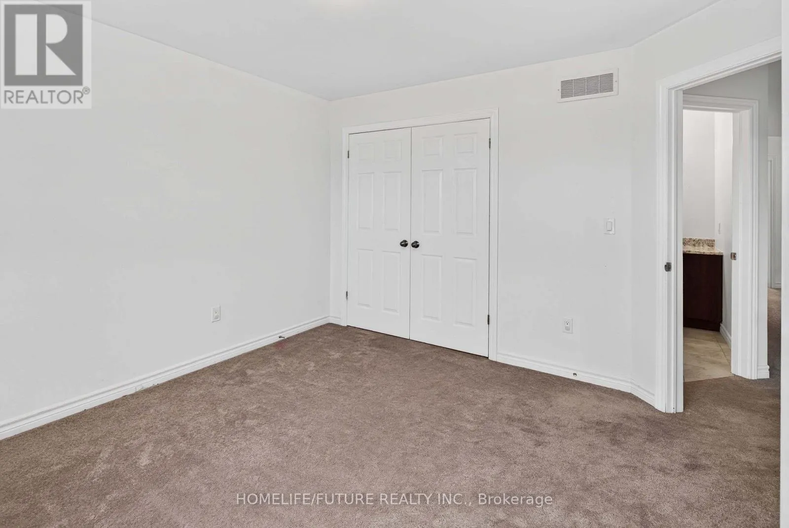 39 BRENNAN CRESCENT