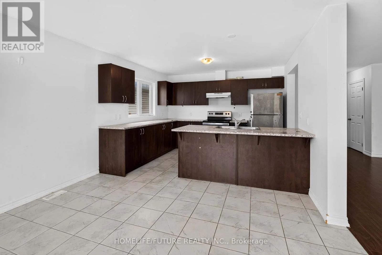 39 BRENNAN CRESCENT