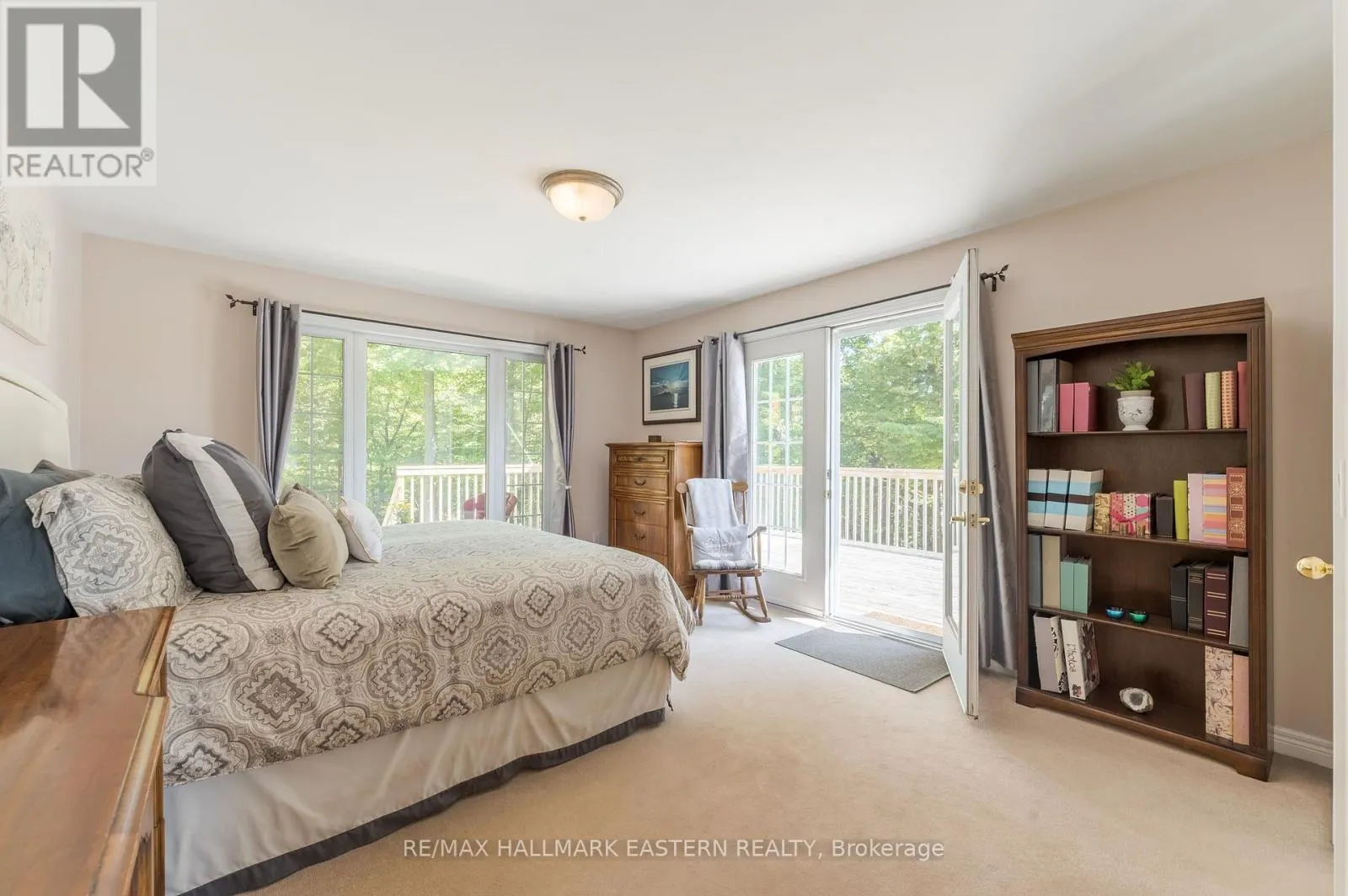 27 WOODLAND TRAIL