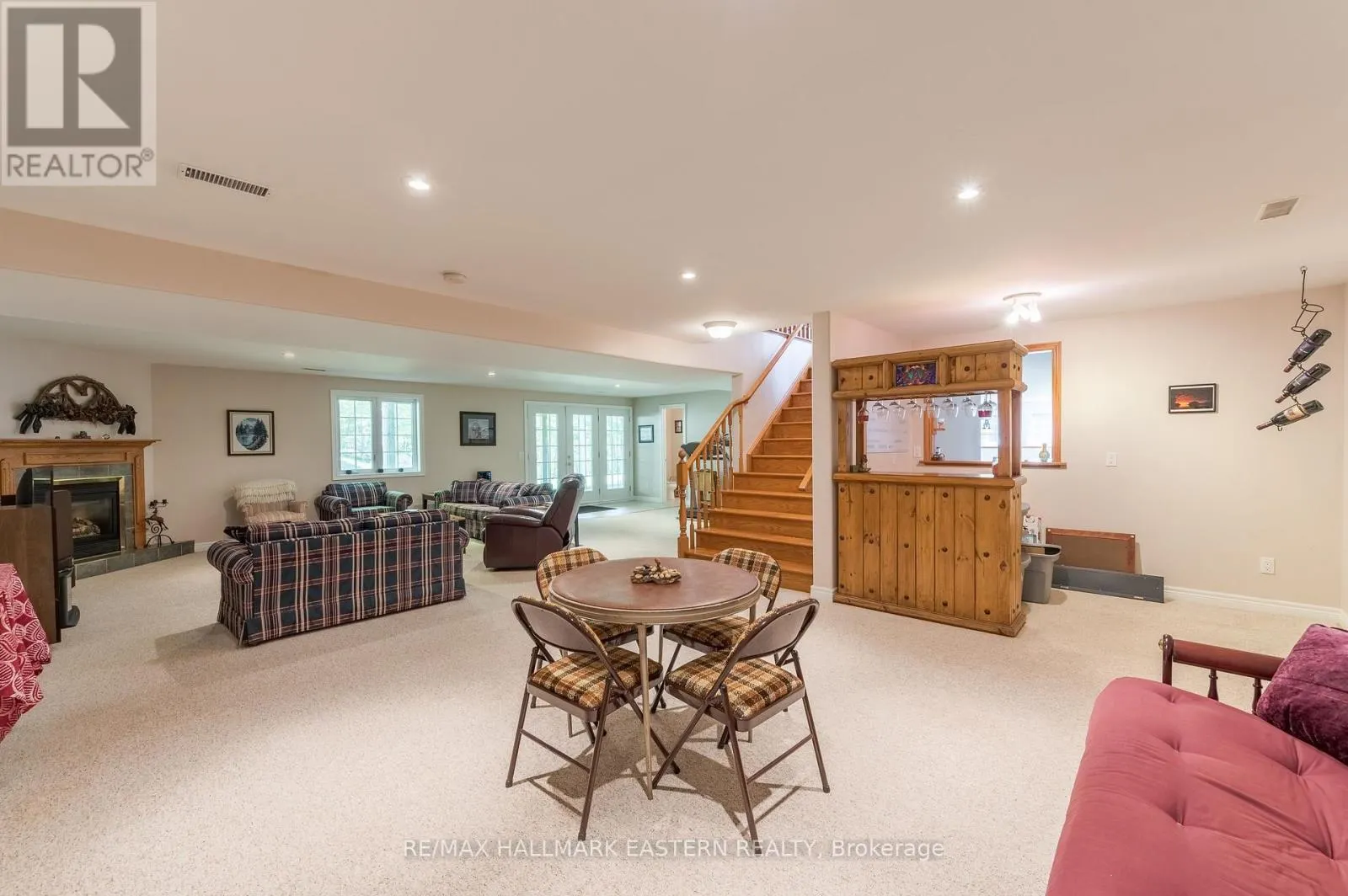 27 WOODLAND TRAIL