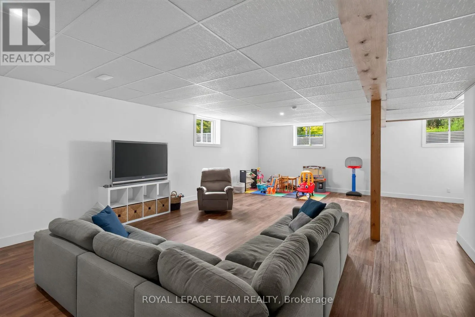 1007 TOWNLINE ROAD