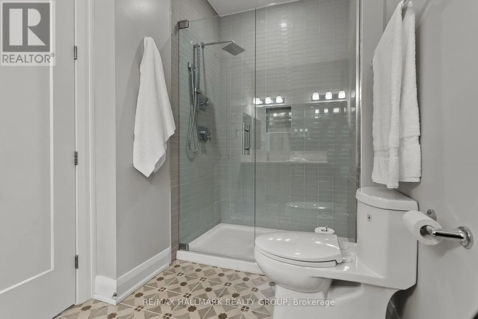 101 - 120 CORTILE PRIVATE