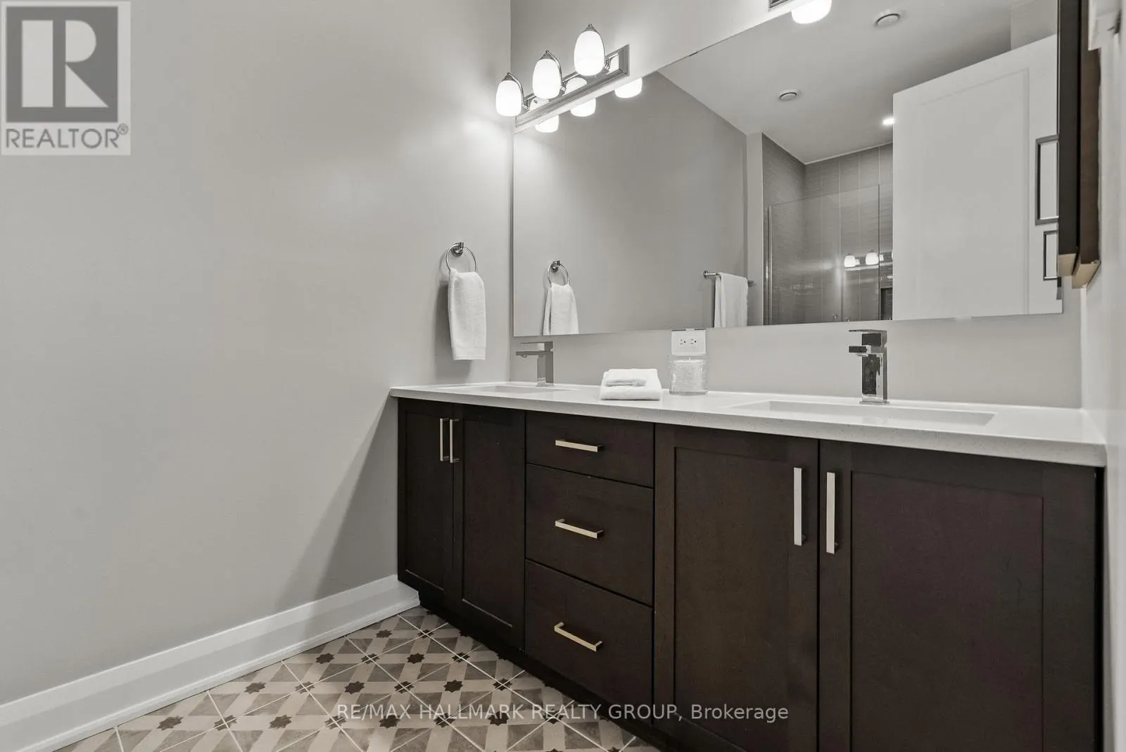 101 - 120 CORTILE PRIVATE
