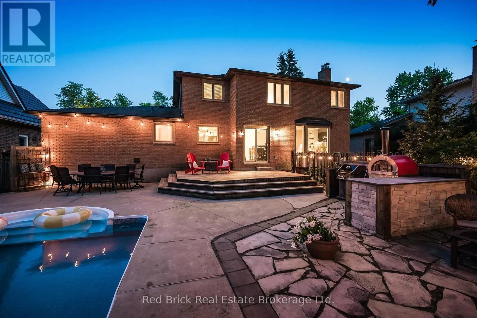 8 SUGARBUSH PLACE