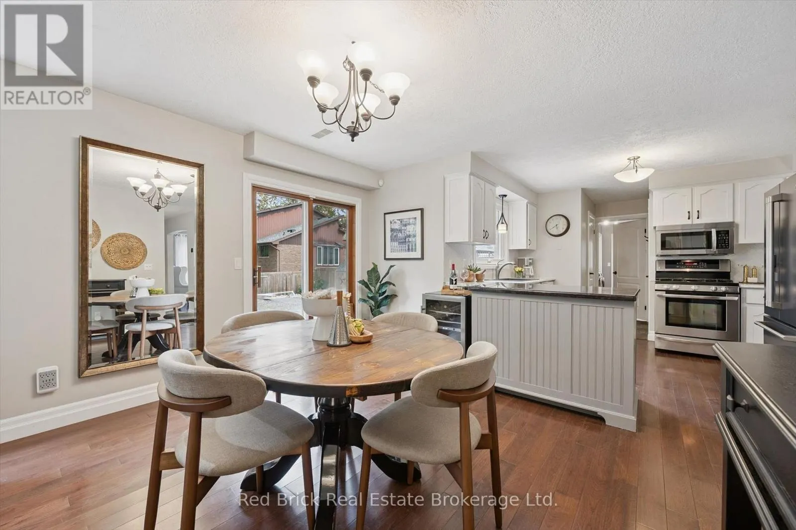 8 SUGARBUSH PLACE