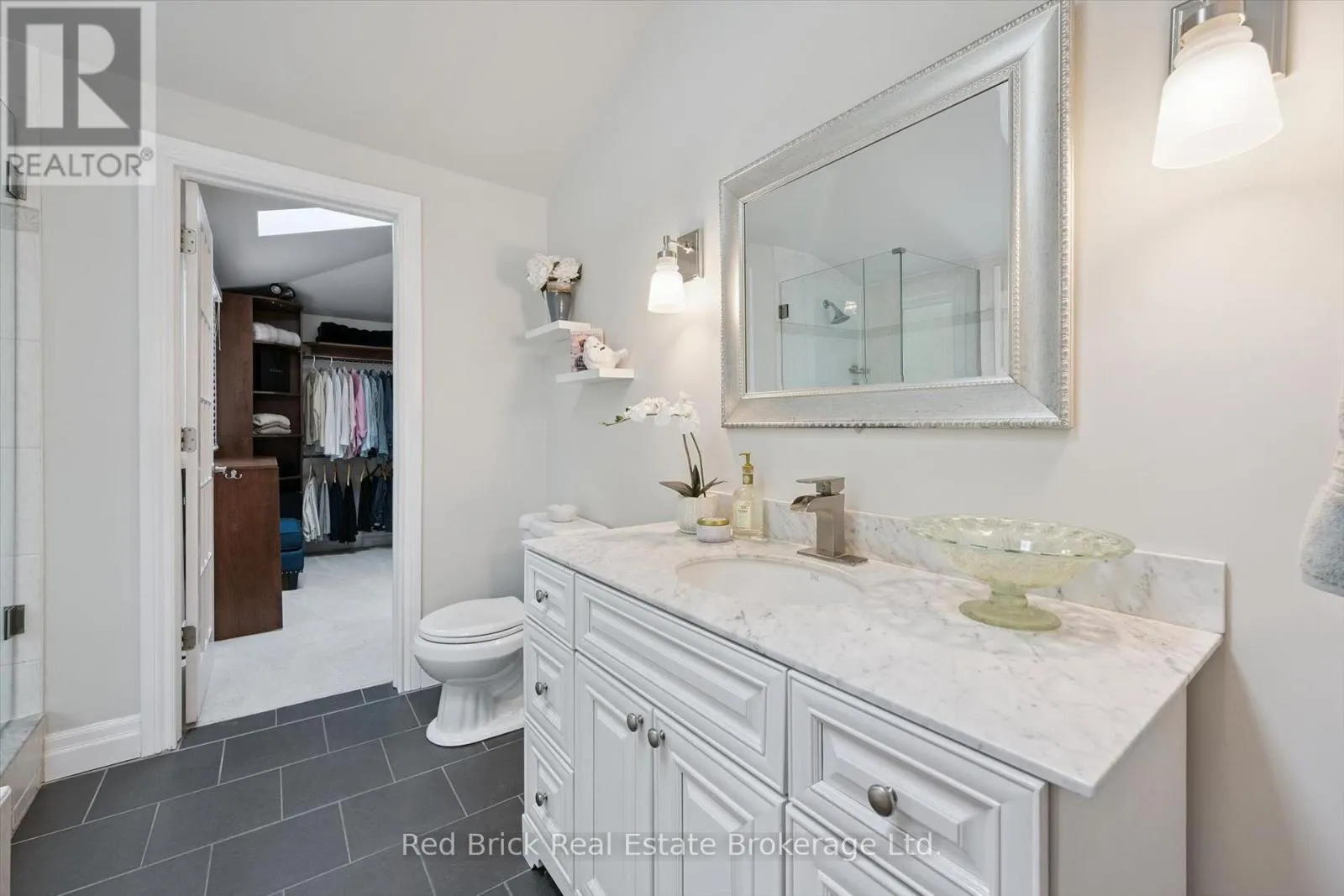 8 SUGARBUSH PLACE