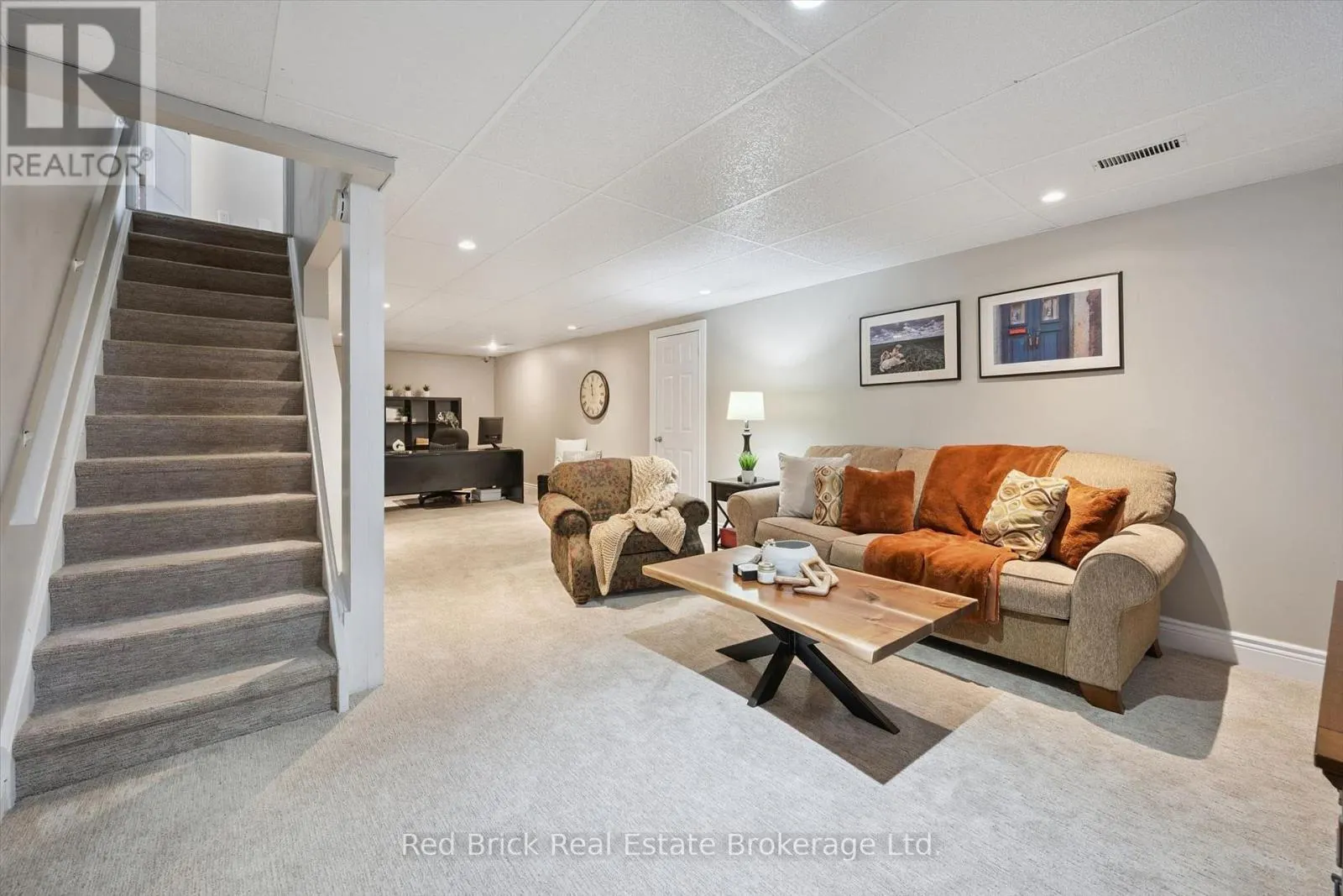 8 SUGARBUSH PLACE
