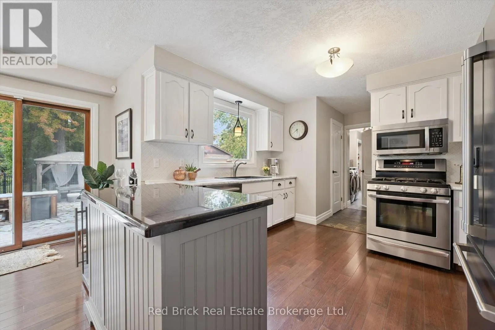8 SUGARBUSH PLACE