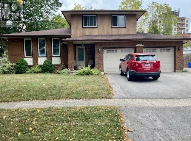 3871 ORLANDO DRIVE