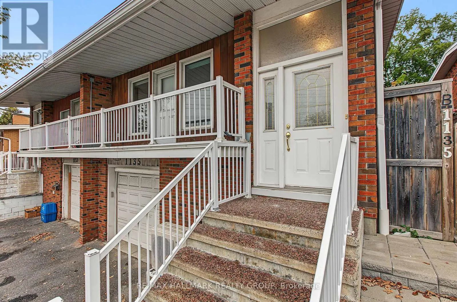 UNIT A (UPPER UNIT) - 1135 MAITLAND AVENUE