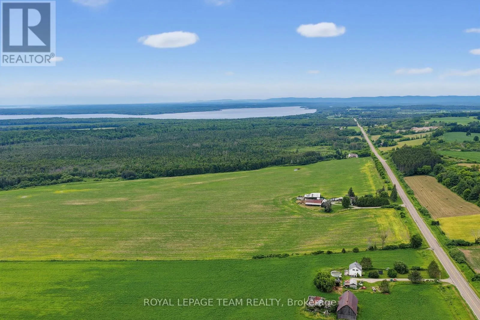 000 LOOKOUT ROAD