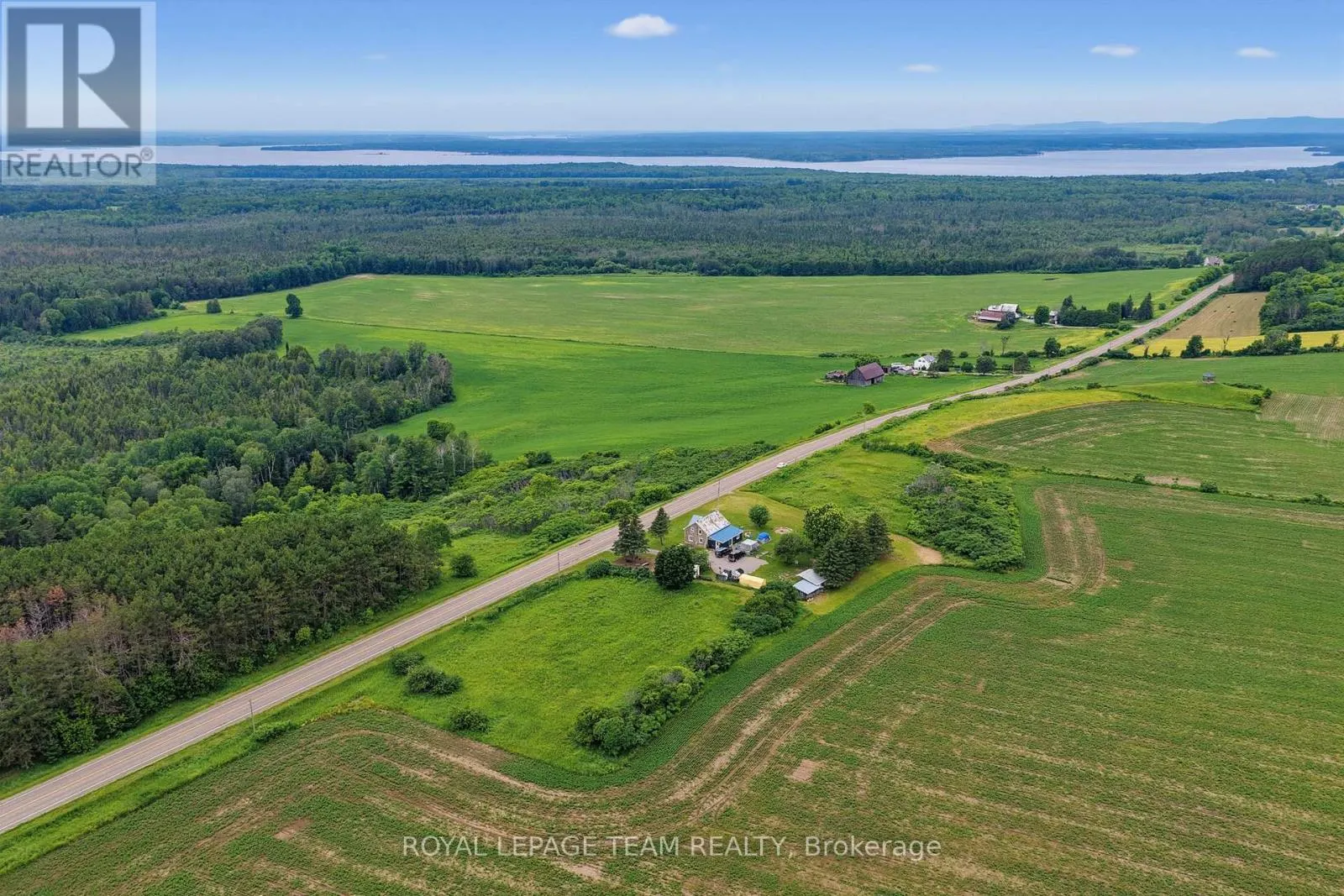 000 LOOKOUT ROAD