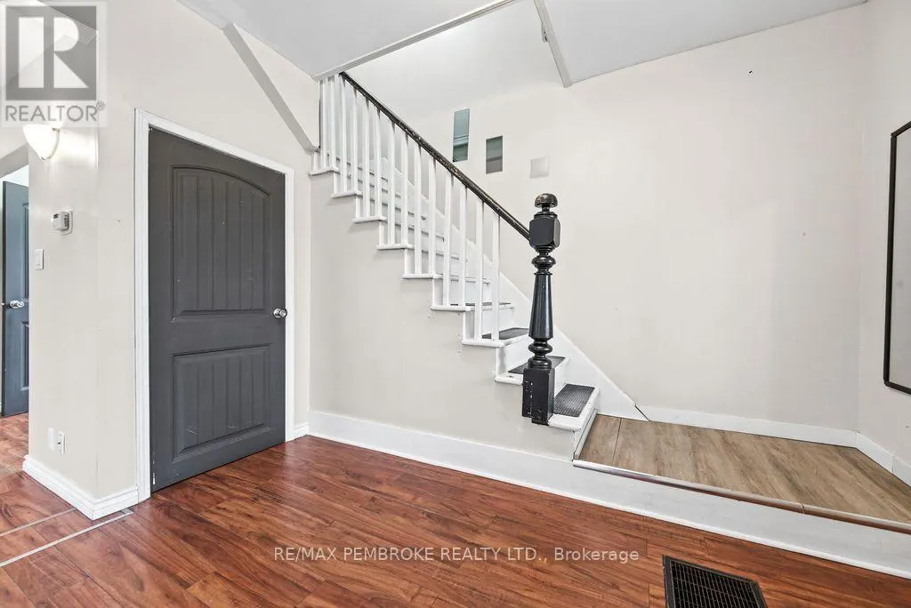 459 SOMERSET STREET