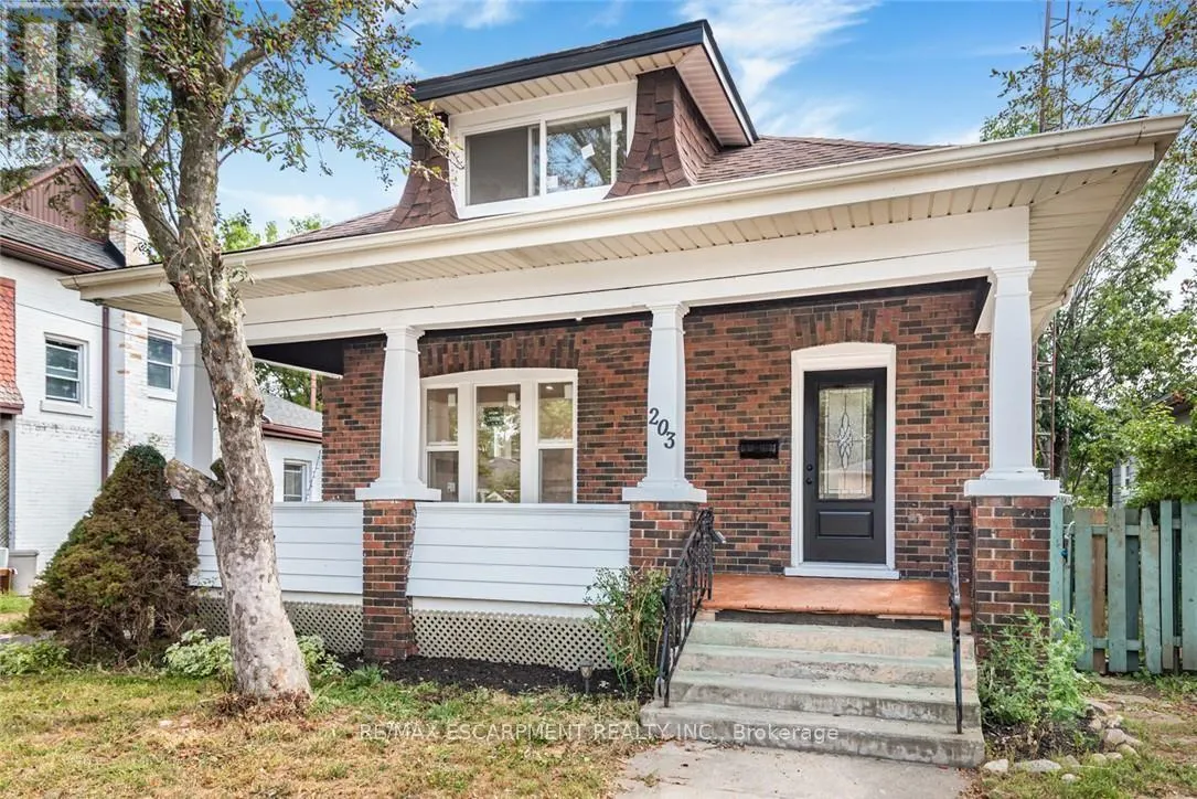 203 BROCK STREET