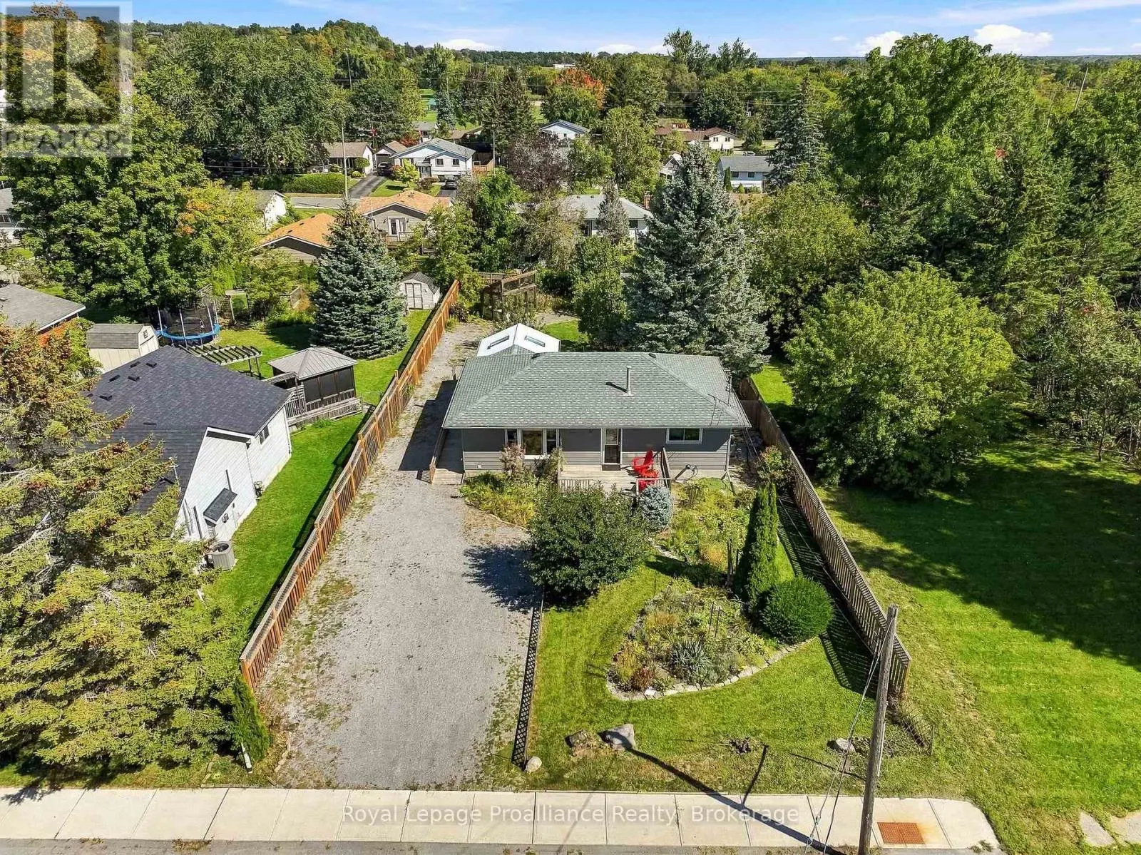 31 PERRY AVENUE
