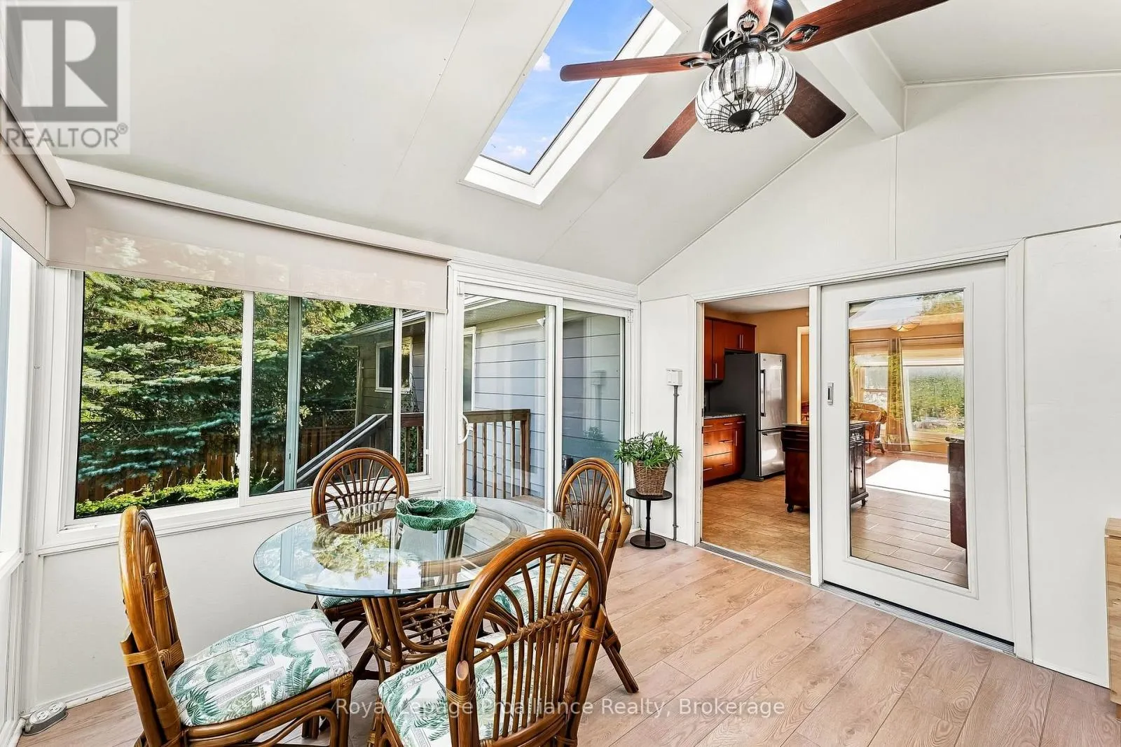 31 PERRY AVENUE