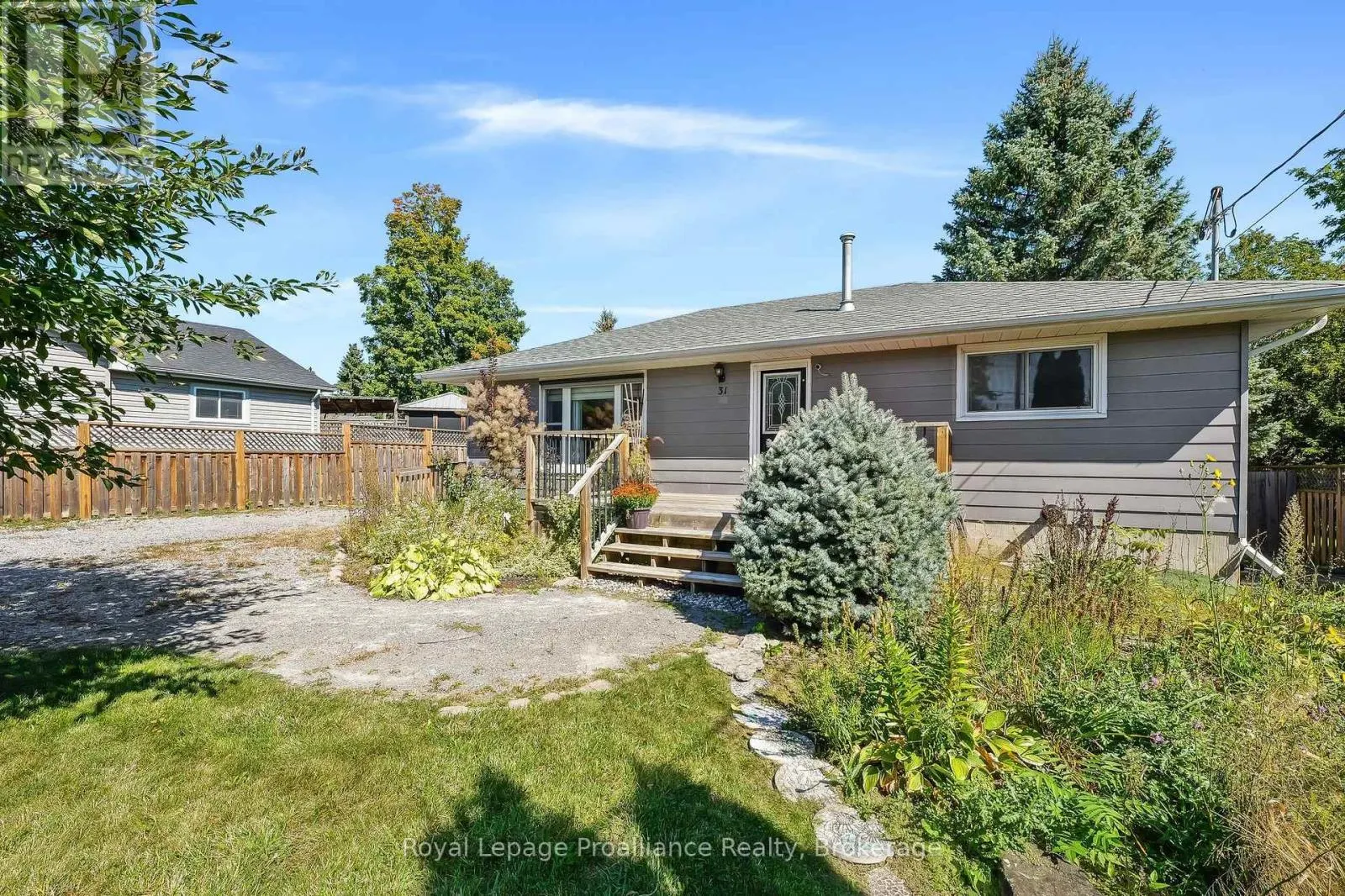 31 PERRY AVENUE