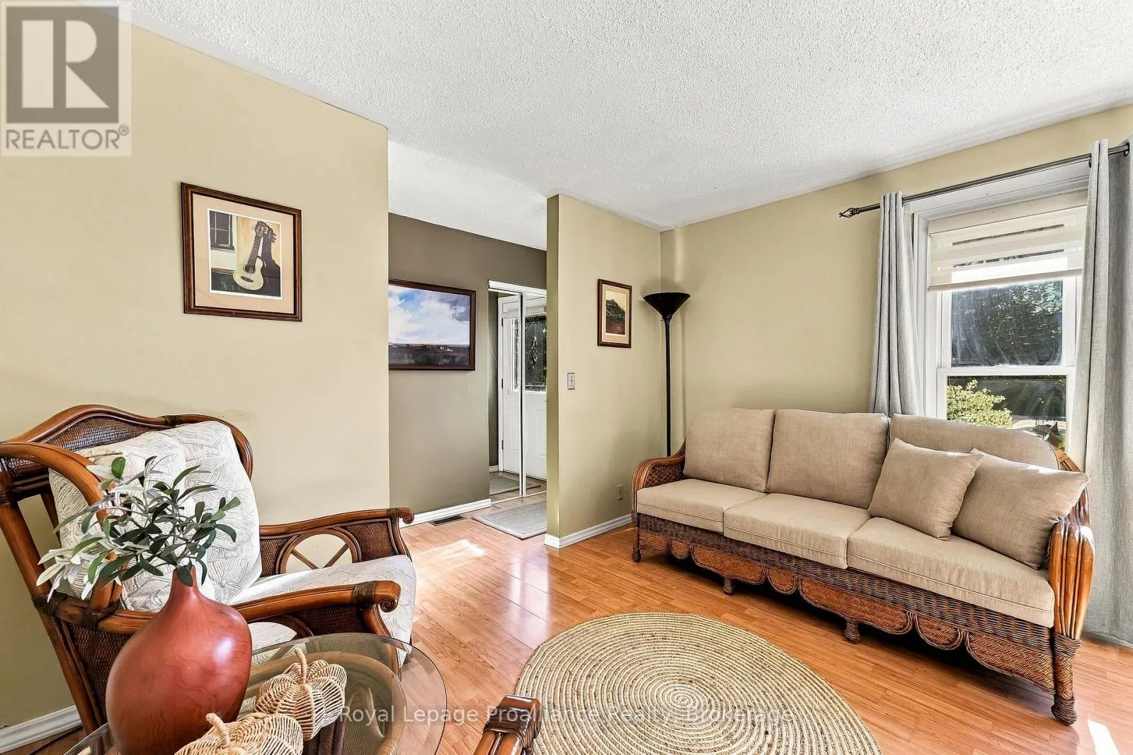 31 PERRY AVENUE
