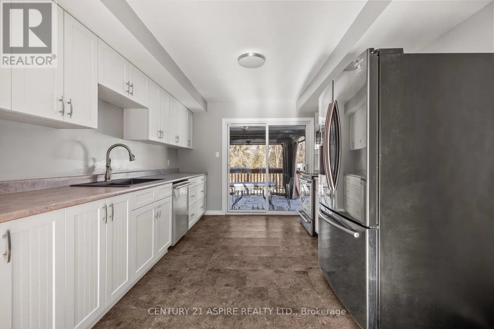 84 SANDY BEACH ROAD