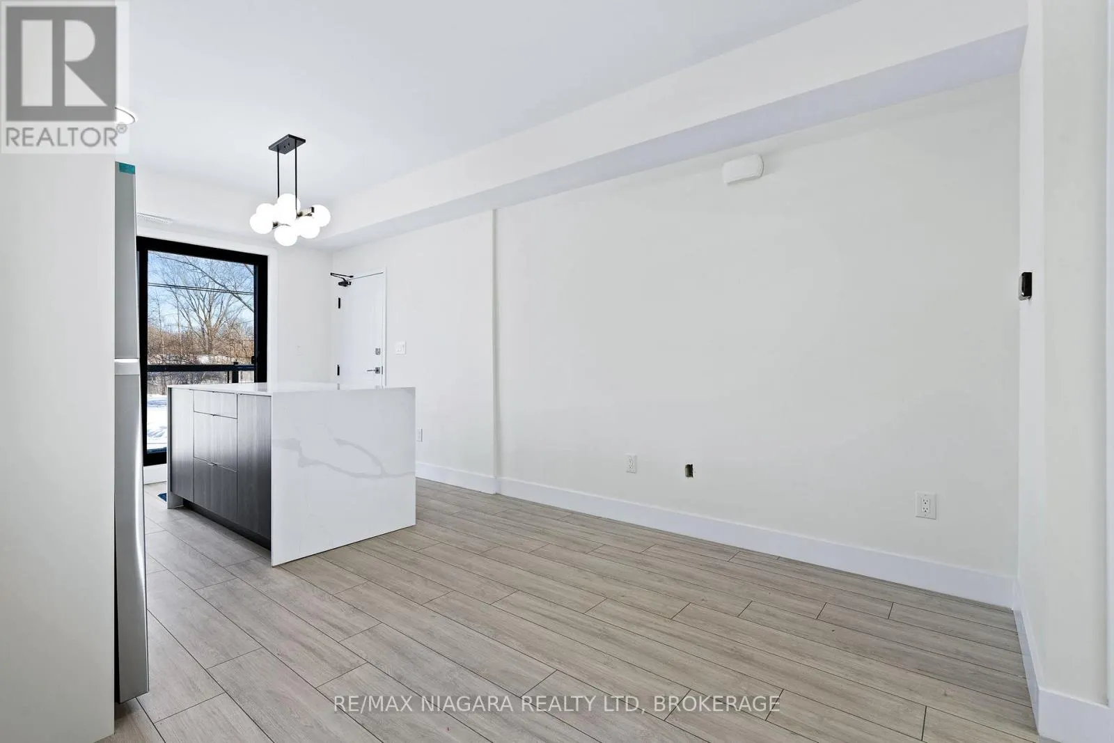 209 - 7277 WILSON CRESCENT #209