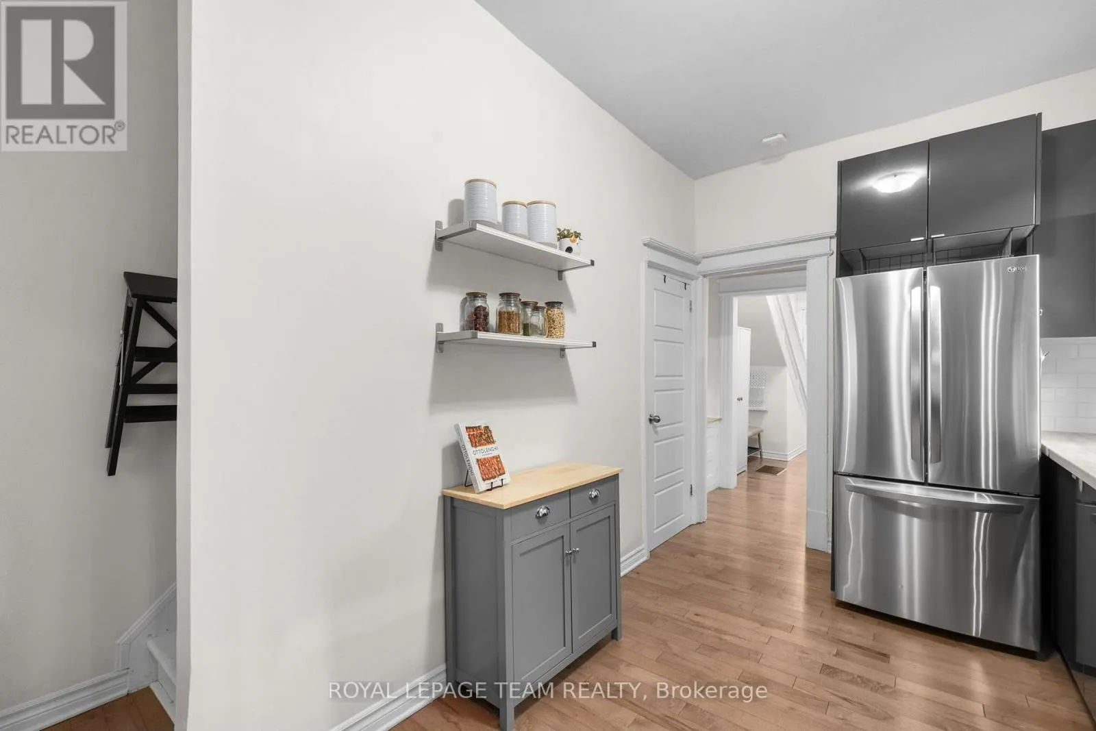 275 ARLINGTON AVENUE
