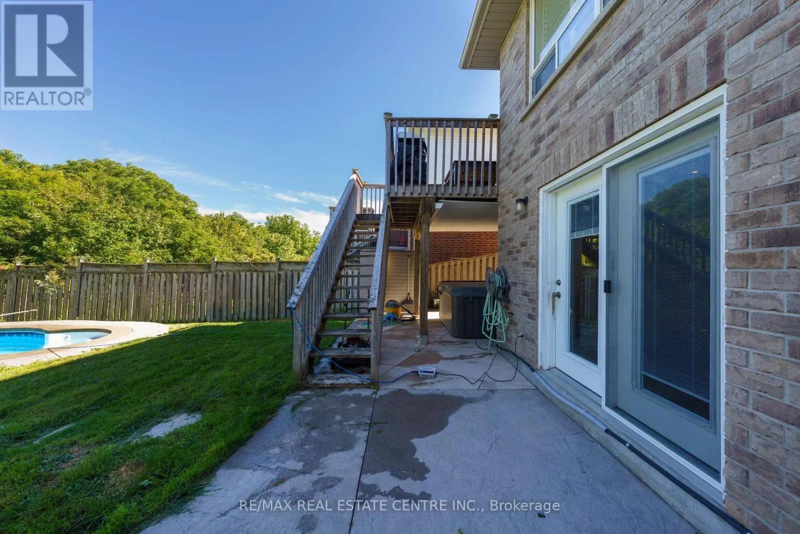 49 CREEKSIDE DRIVE
