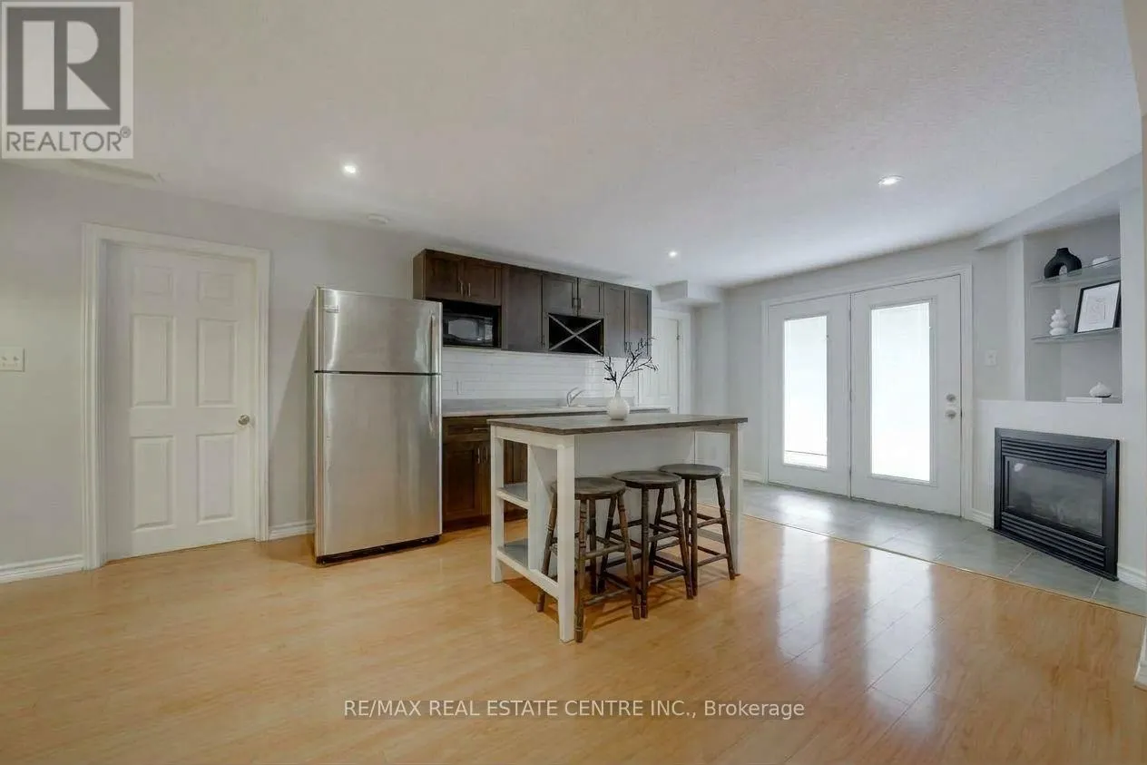 49 CREEKSIDE DRIVE