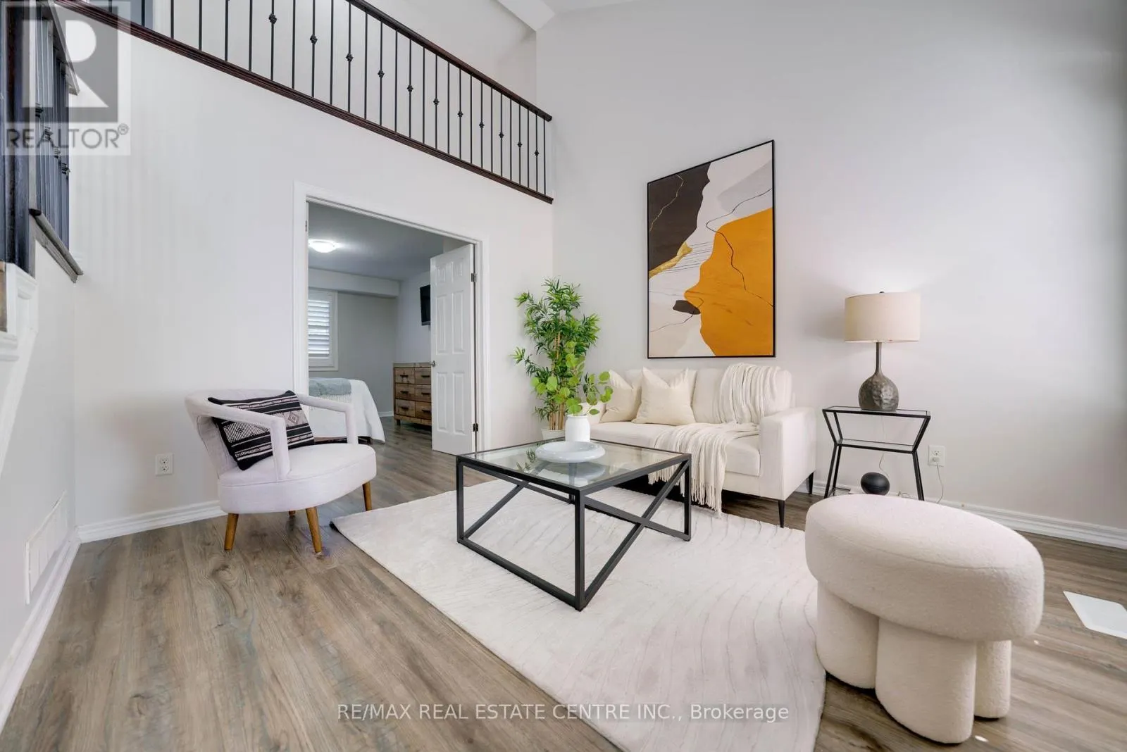 49 CREEKSIDE DRIVE