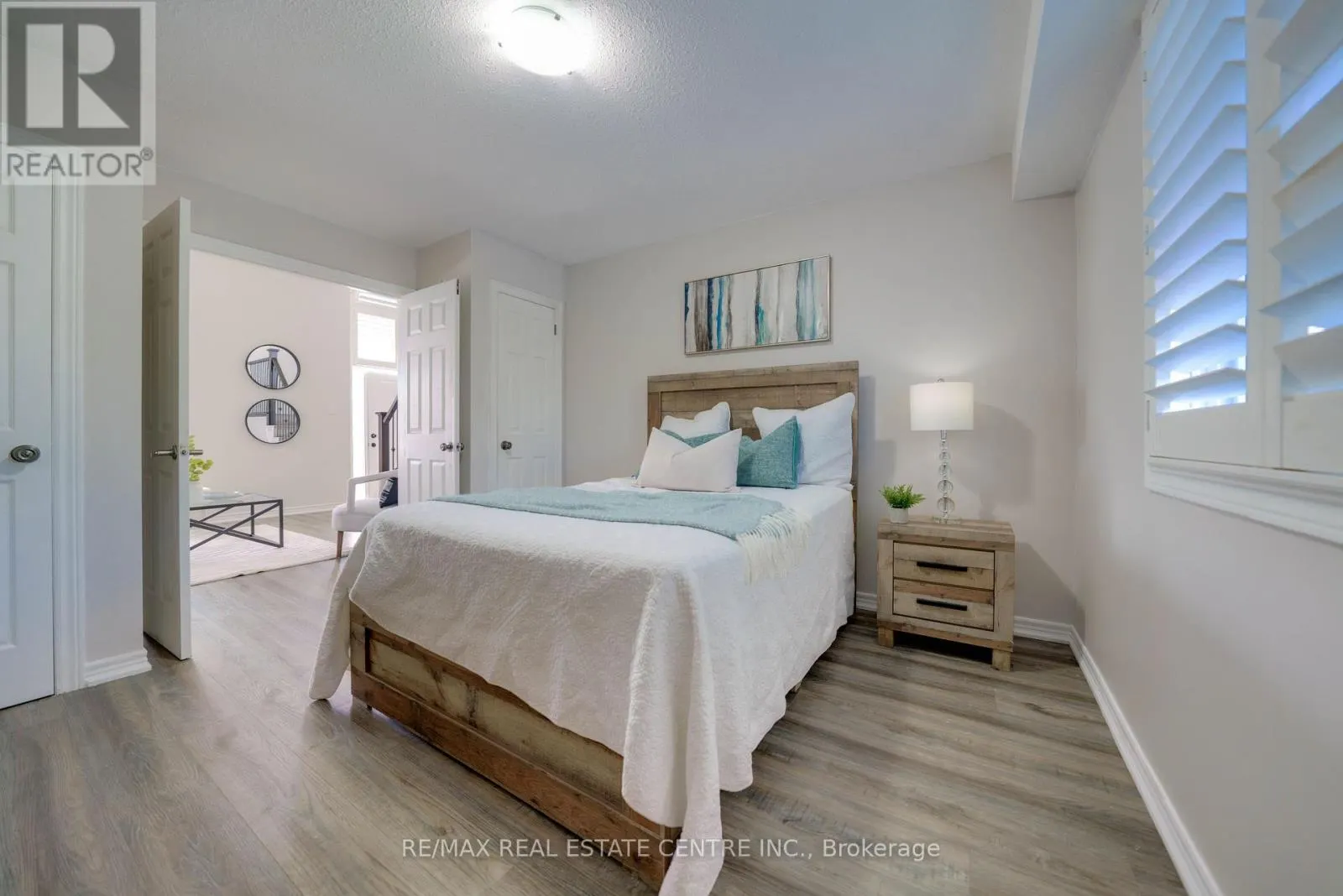 49 CREEKSIDE DRIVE