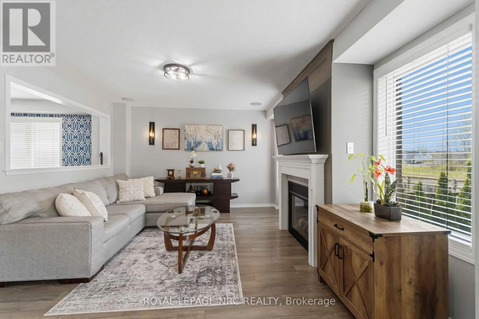 8769 DOGWOOD CRESCENT