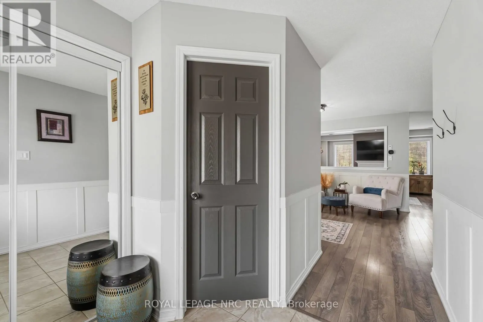 8769 DOGWOOD CRESCENT