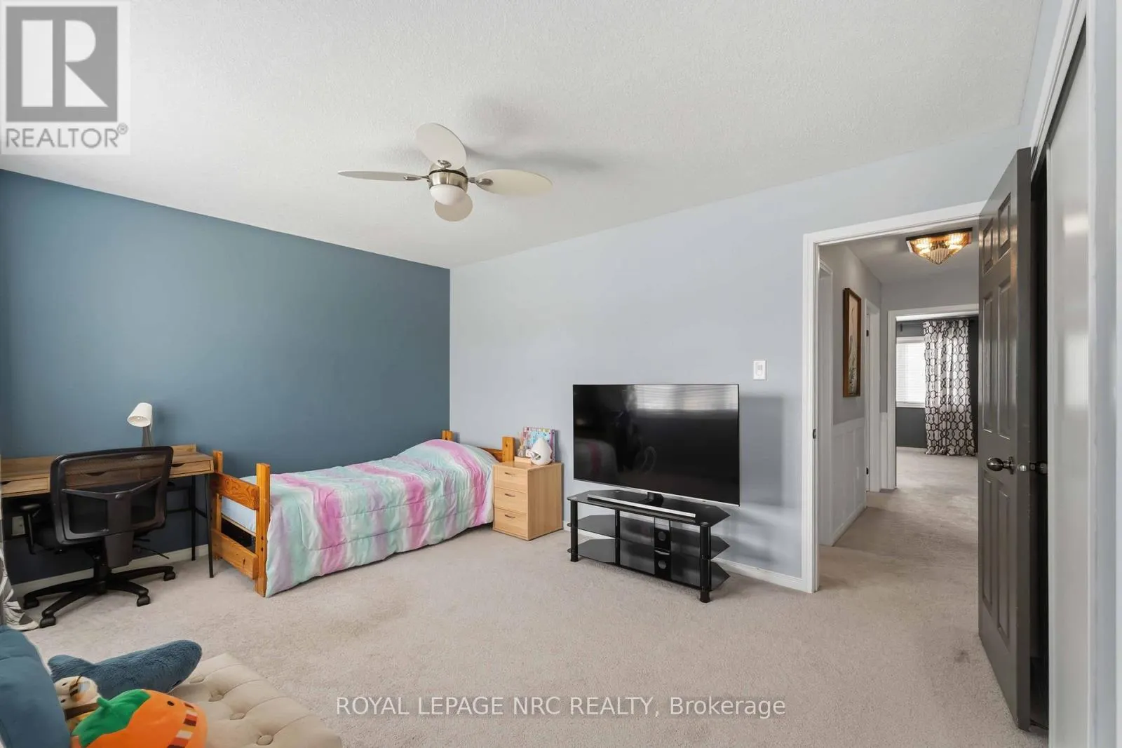 8769 DOGWOOD CRESCENT