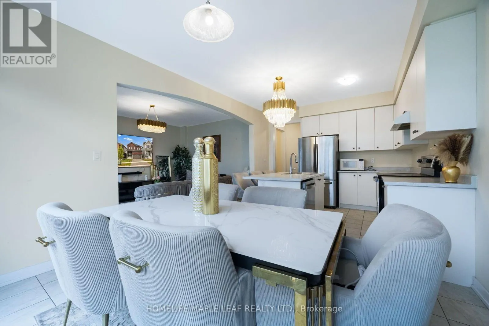 41 SUNDIN DRIVE