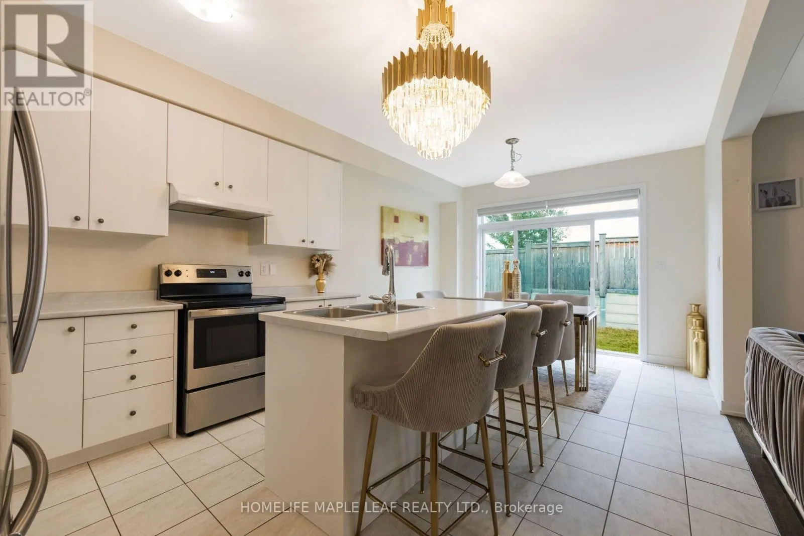41 SUNDIN DRIVE