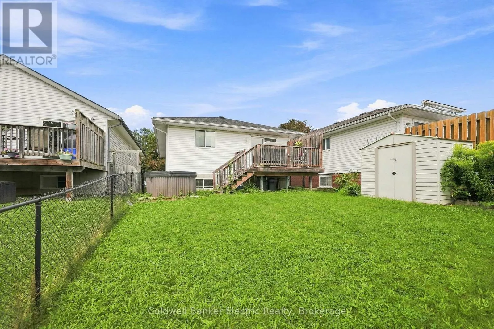 854 ABBEY LANE