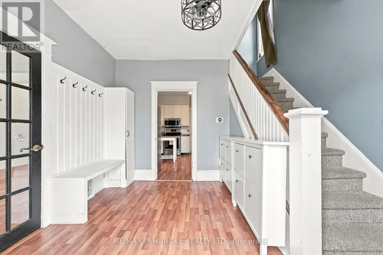 626 HAMILTON STREET W